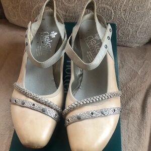 Rieker Cream and Silver Women's Heels